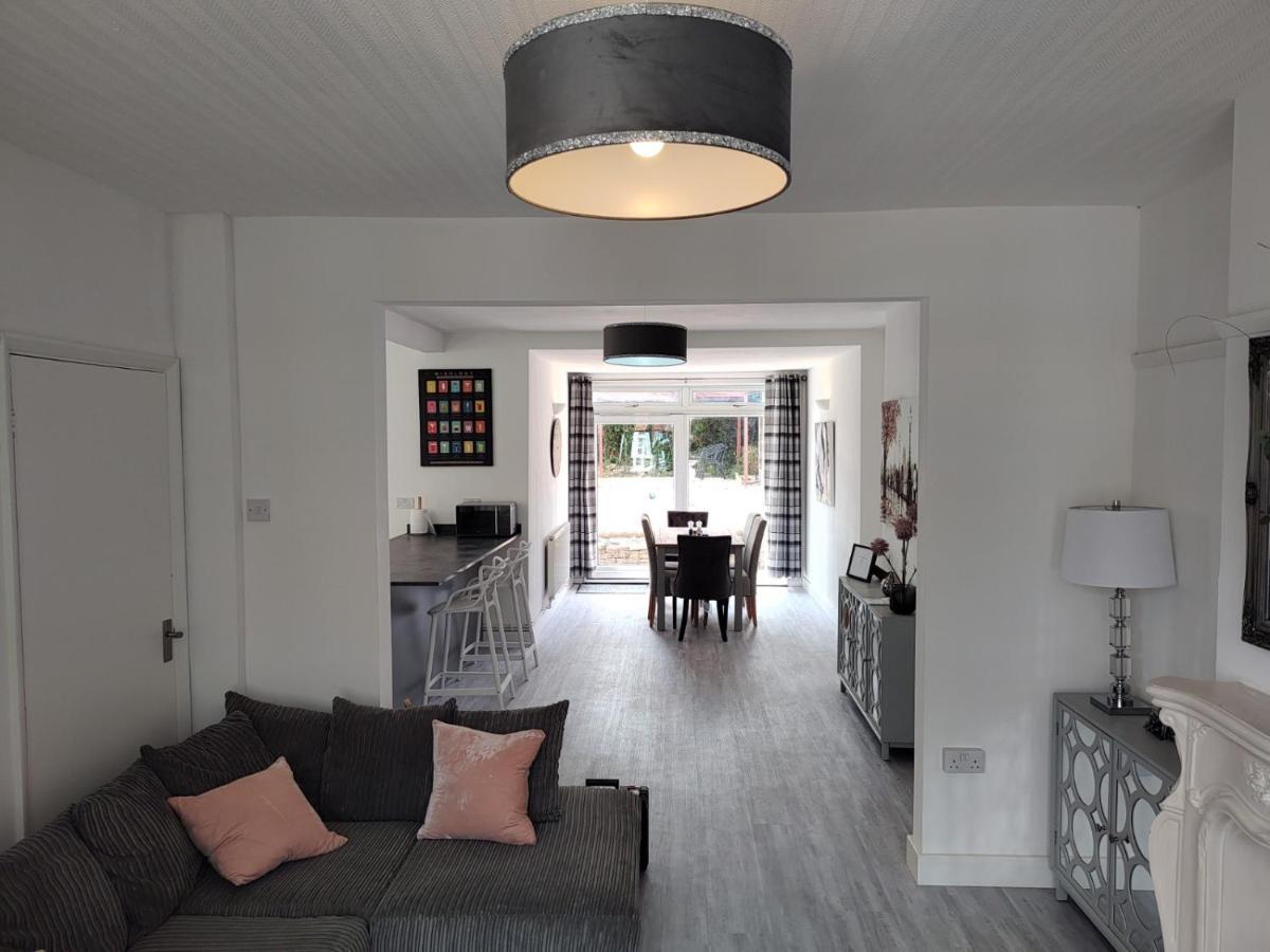 Wavertree Drive 3 Bed Contractor Home In Лестер Экстерьер фото